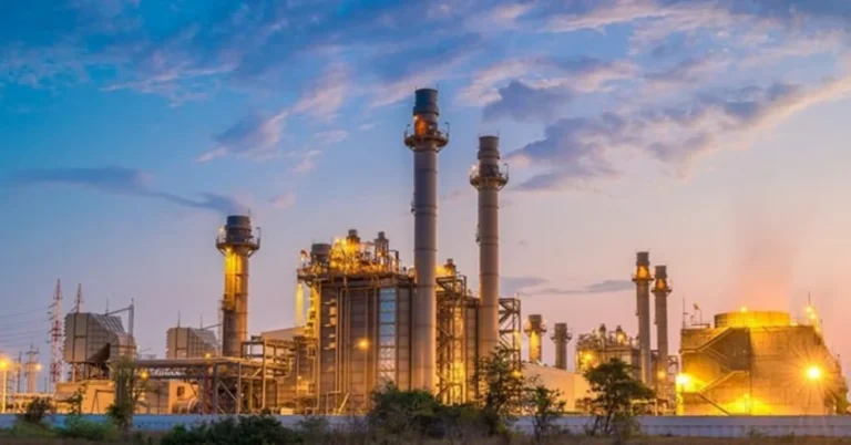 How Supply Chain Visibility Helps Energy and Utilities Companies Navigate Complexity